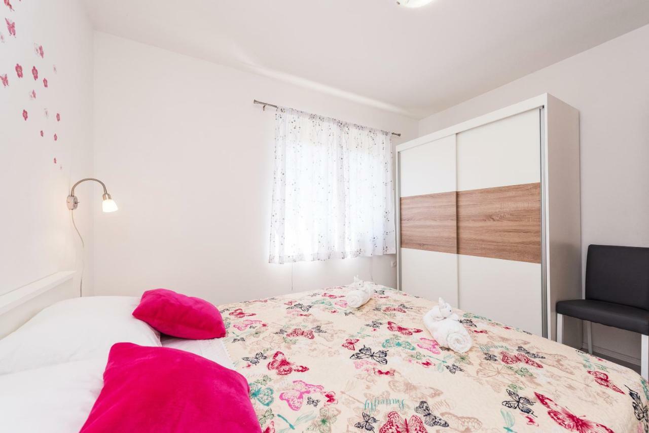 פריבלאקה Apartman Micko מראה חיצוני תמונה