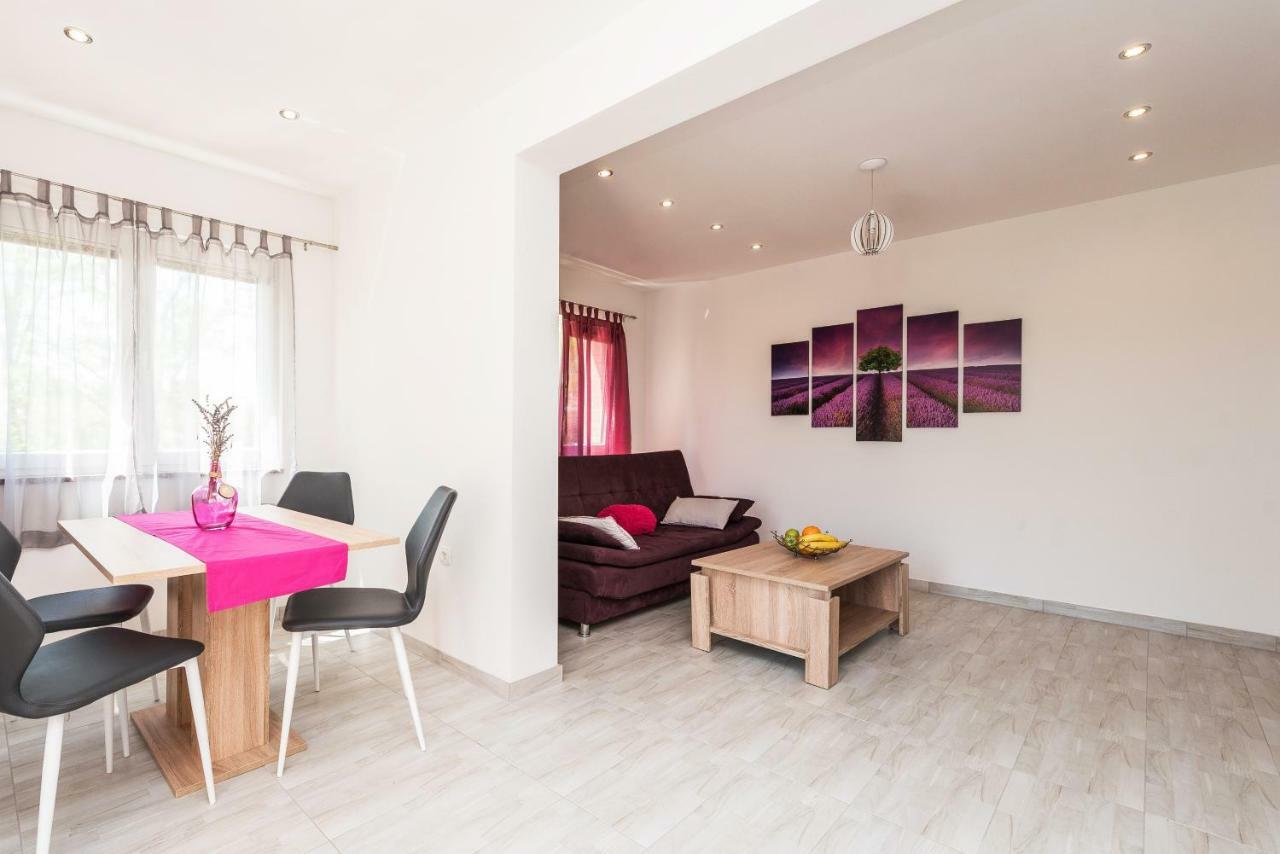 פריבלאקה Apartman Micko מראה חיצוני תמונה