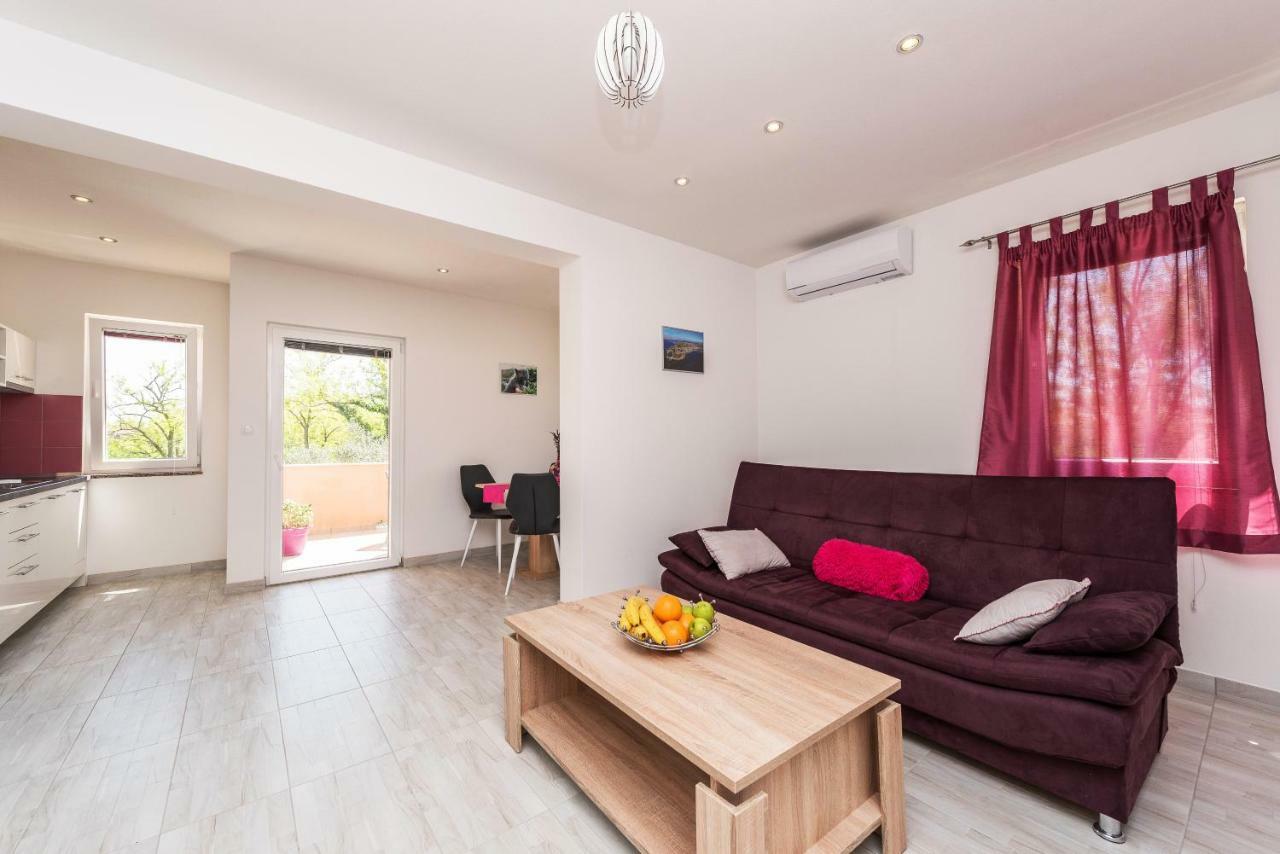 פריבלאקה Apartman Micko מראה חיצוני תמונה