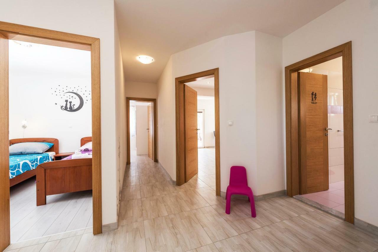 פריבלאקה Apartman Micko מראה חיצוני תמונה