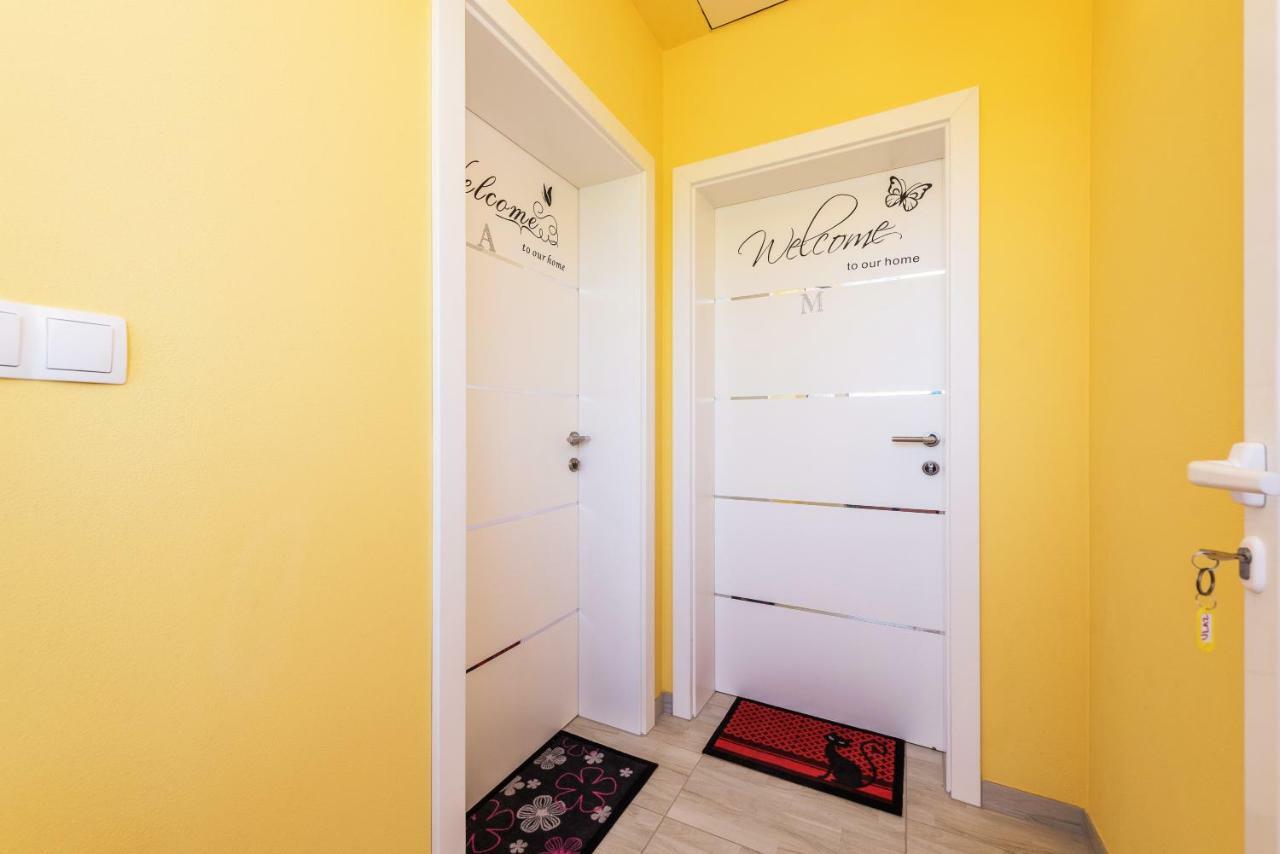 פריבלאקה Apartman Micko מראה חיצוני תמונה